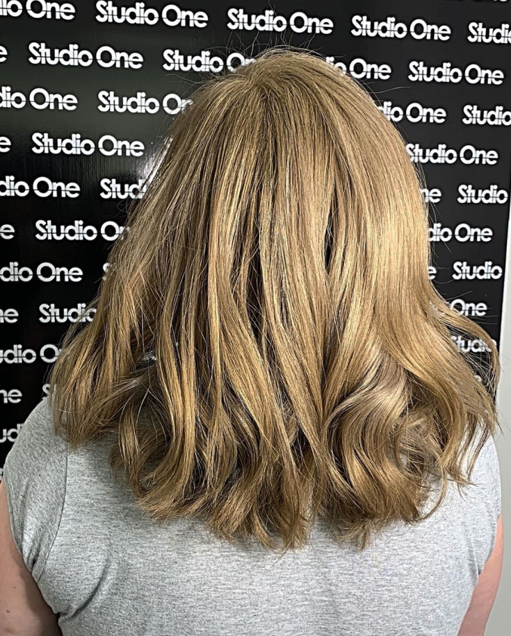 Couleur des cheveux châtain clair