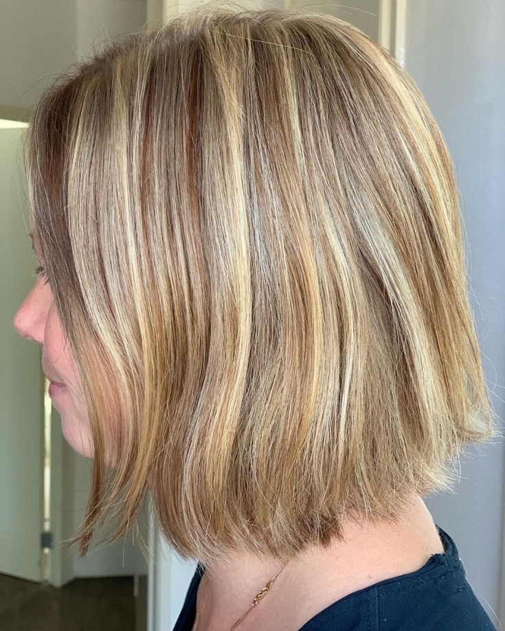 Couleur des cheveux châtain clair