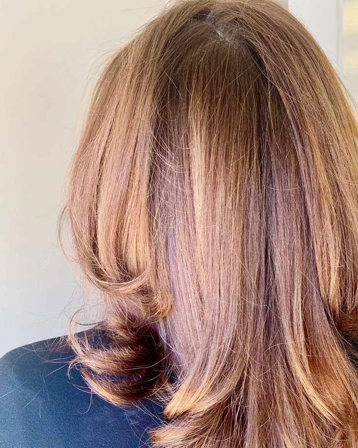 Couleur des cheveux châtain clair