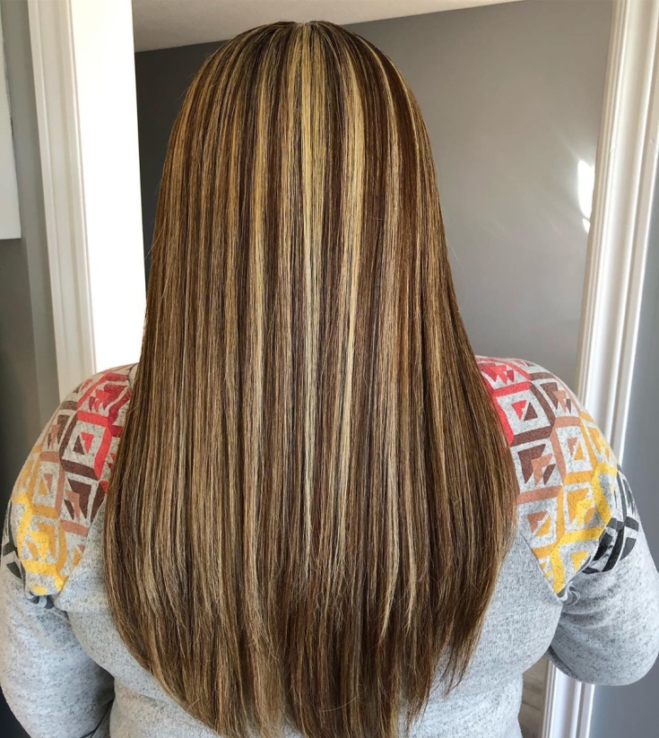 Couleur des cheveux blanc-brun