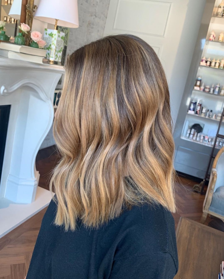 Photo couleur de cheveux châtain clair