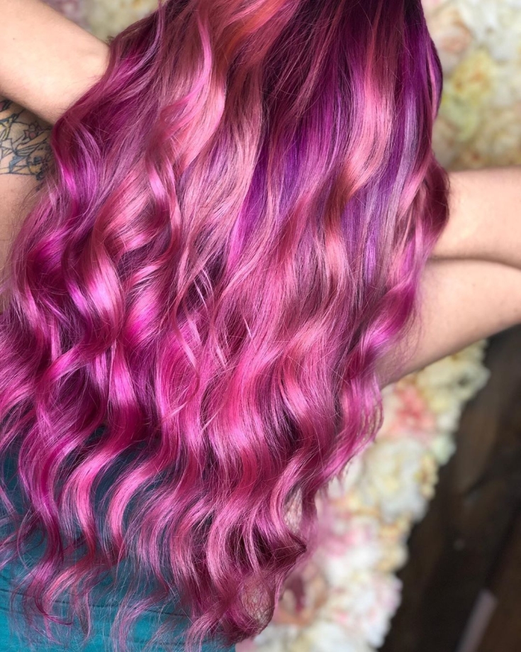 Couleur de cheveux rose perle