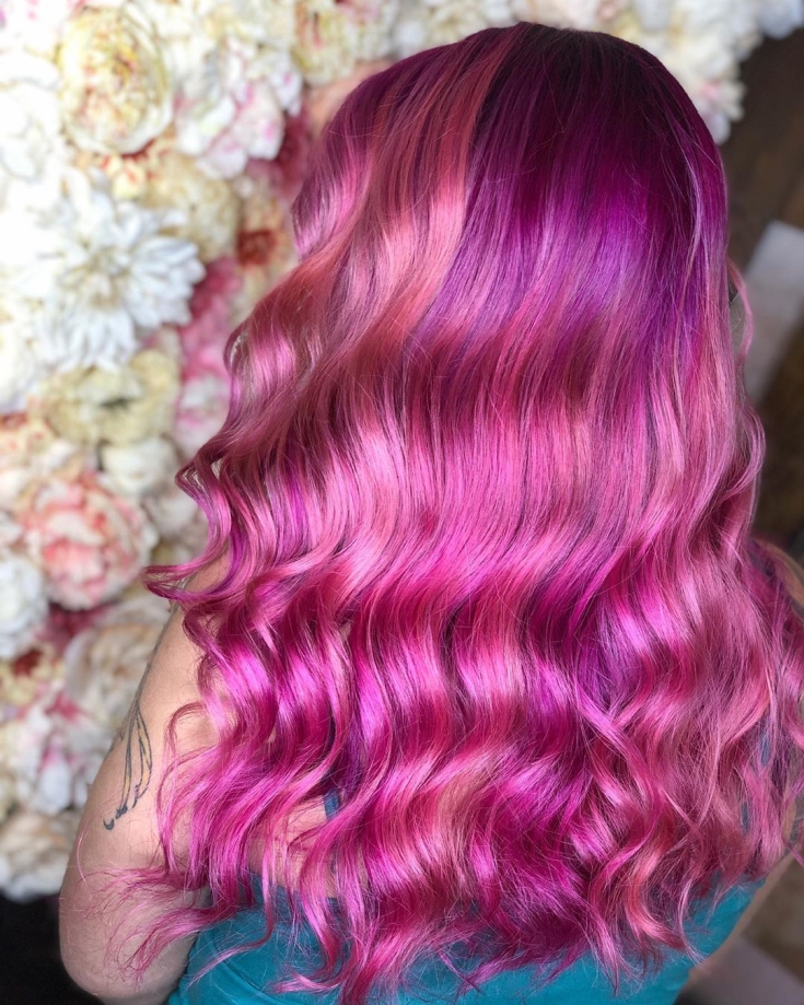 Couleur de cheveux rose perle