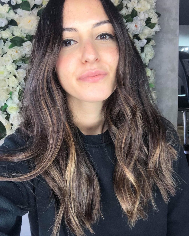 Couleur de cheveux brun froid