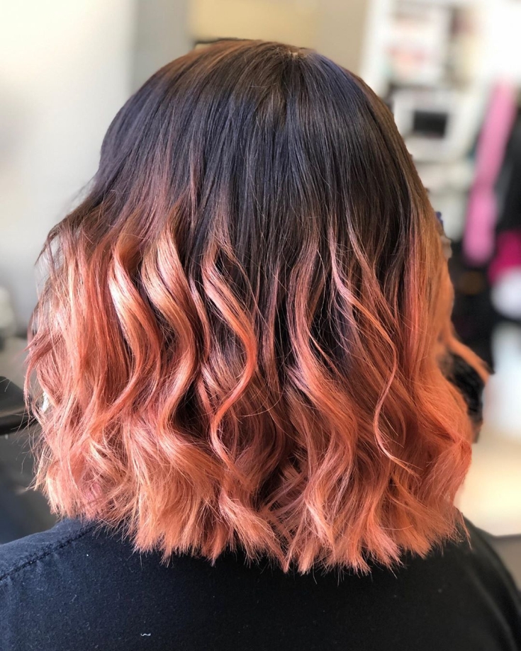 Couleur de cheveux en or rose