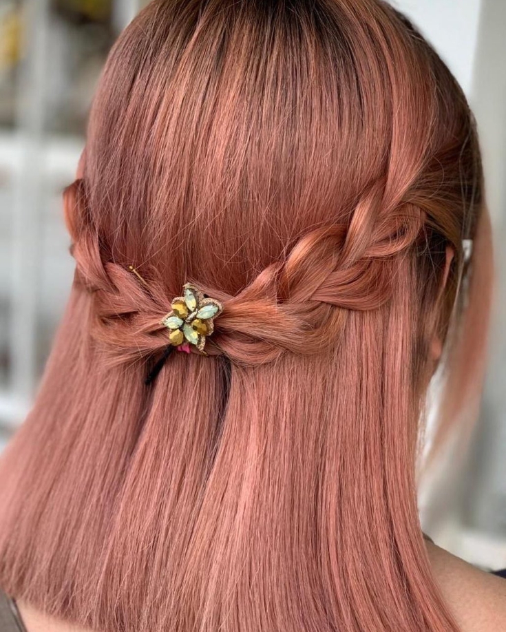 Couleur de cheveux en or rose