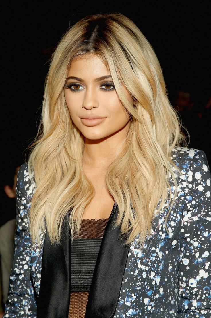 (+150 photo) Couleur de cheveux claire pour les yeux marrons