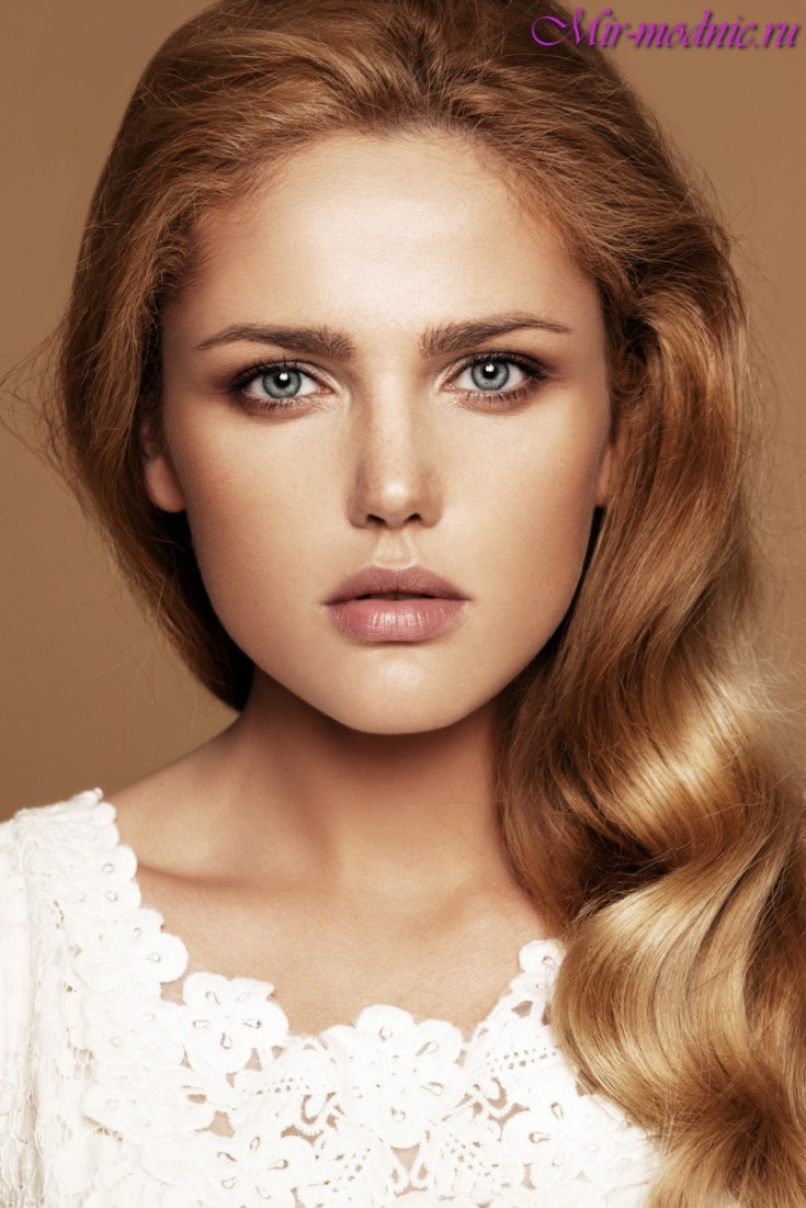 Couleur de cheveux claire pour les yeux gris