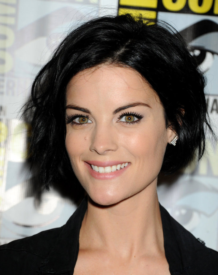 (+180 photos) Coloration cheveux noirs pour cheveux courts