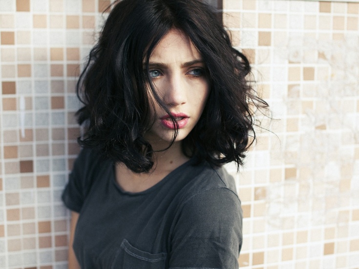 (+180 photos) Coloration cheveux noirs pour cheveux courts