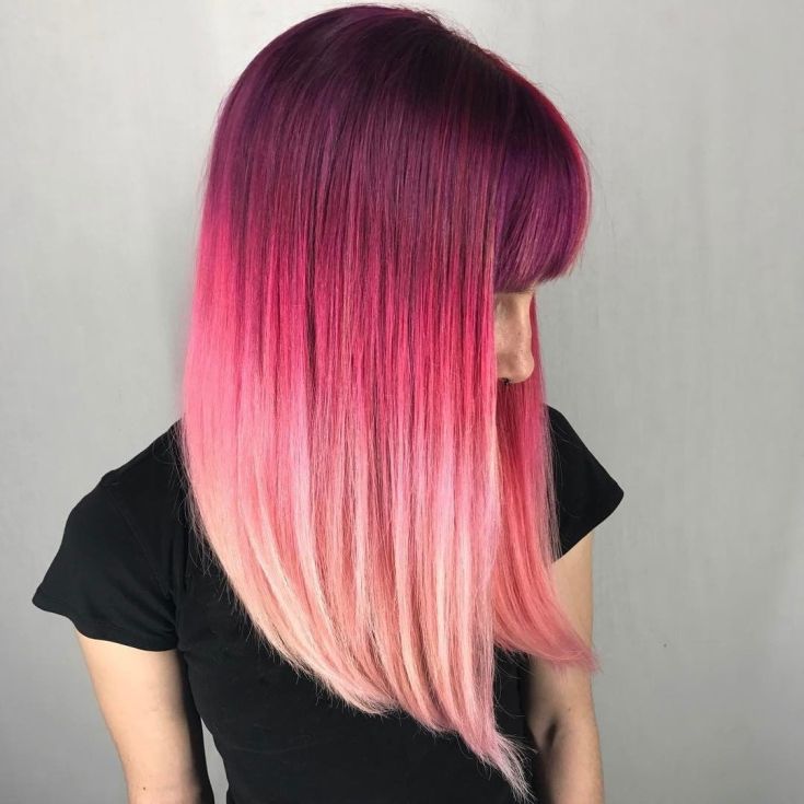 (+135 photo) Teindre les cheveux de l'enfant en rose