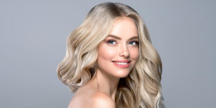 (+150 photo) Couleur de cheveux claire pour peau foncée