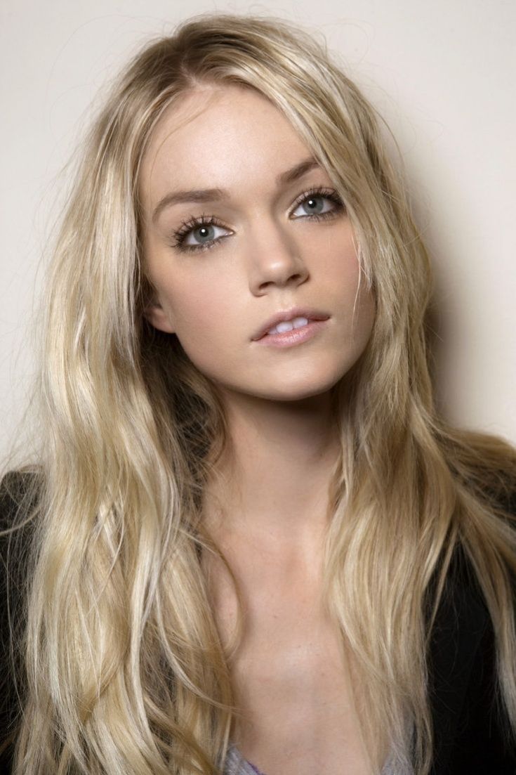 Couleur de cheveux claire pour les yeux gris
