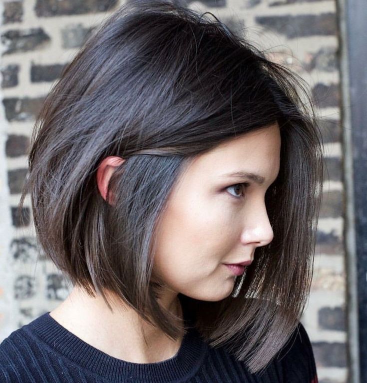 (+180 photos) Coloration cheveux noirs pour cheveux courts