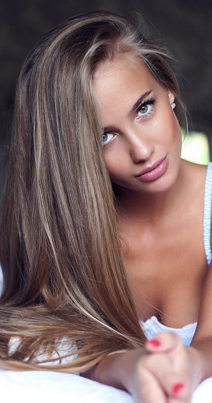 Couleur de cheveux claire pour les yeux gris
