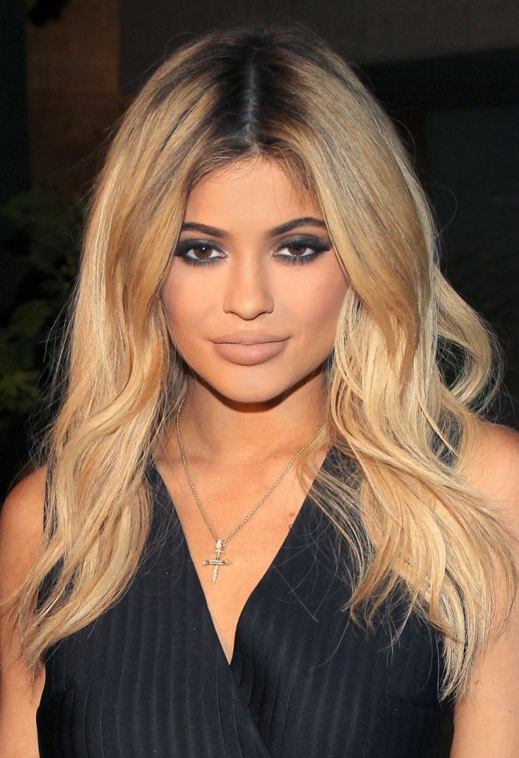 (+150 photo) Couleur de cheveux claire pour peau foncée