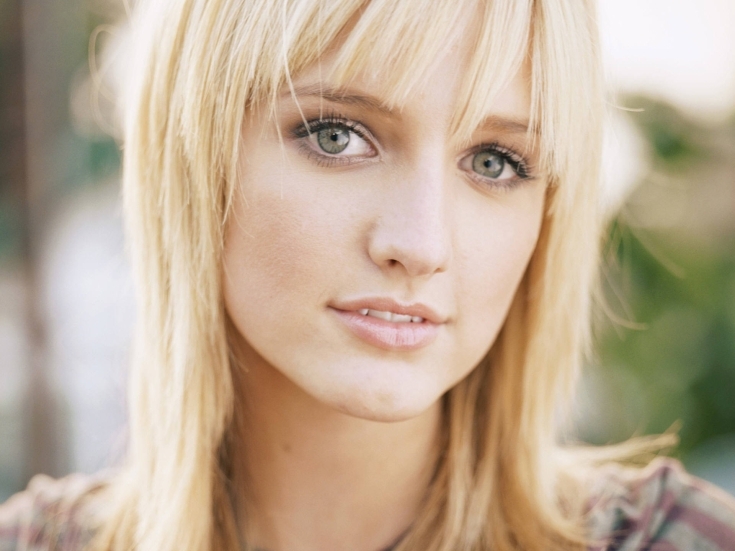 Couleur de cheveux claire pour les yeux verts