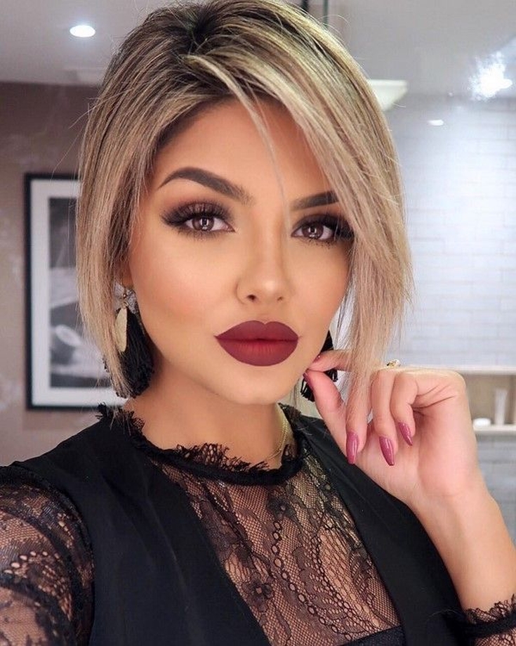 Couleur de cheveux claire pour les yeux bruns
