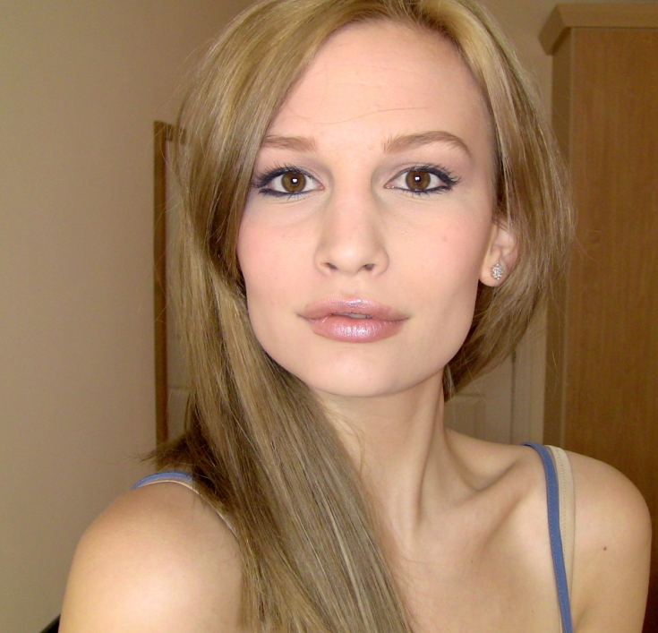Couleur de cheveux claire pour les yeux bruns