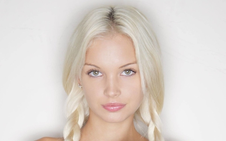 Couleur de cheveux claire pour les yeux verts
