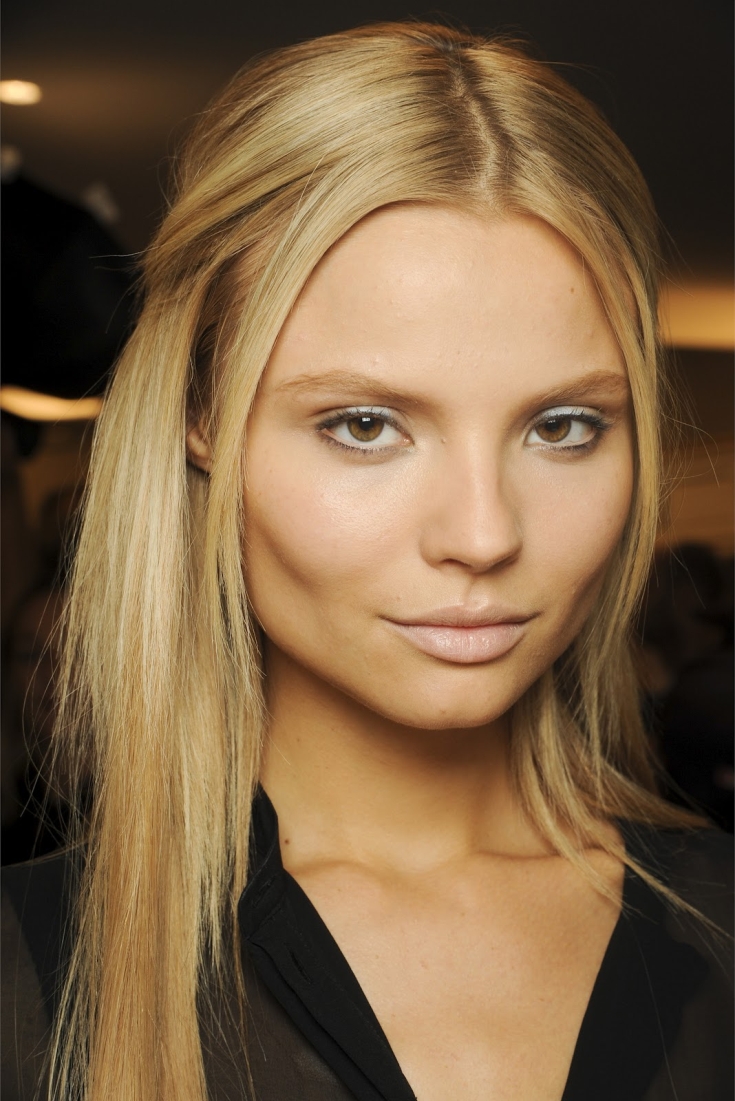 Couleur de cheveux claire pour les yeux bruns