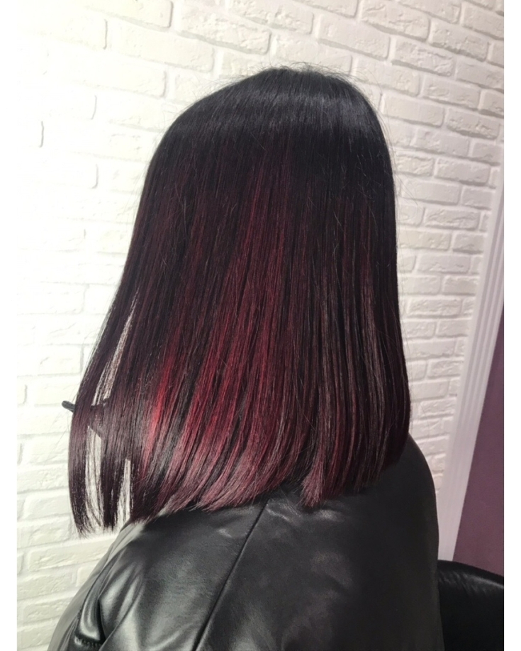Coupe de cheveux pour cheveux mi-longs tendances de la mode d'automne
