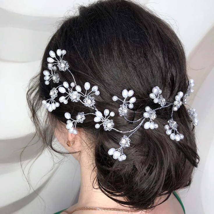 Coupe de cheveux pour cheveux mi-longs tendances de la mode d'automne