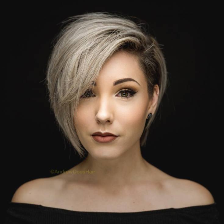 Coupe de cheveux asymétrique pour les filles obèses