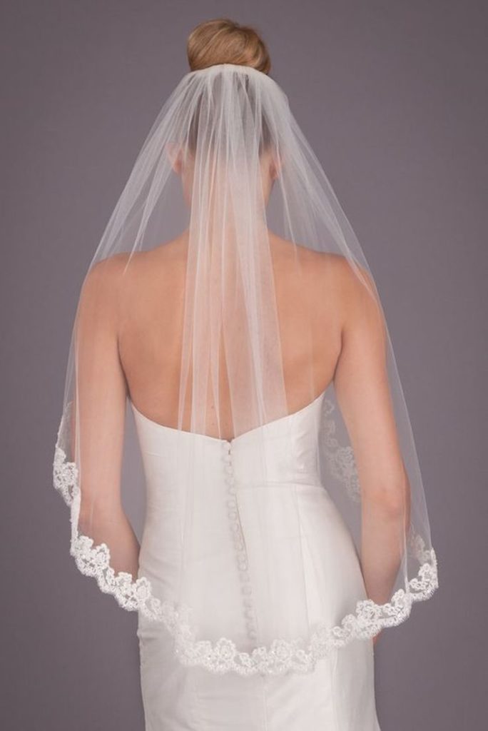 (+240 photos) Coiffures de mariage pour cheveux longs avec un voile