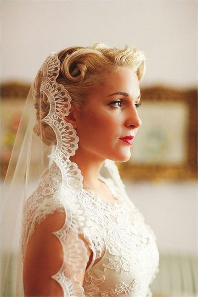 (+240 photos) Coiffures de mariage pour cheveux longs avec un voile