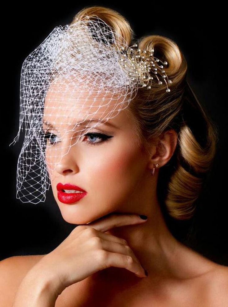 (+240 photos) Coiffures de mariage pour cheveux longs avec un voile
