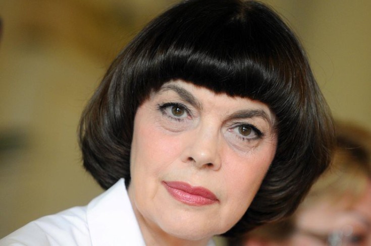 Coiffures femmes pour un visage rond après 40 ans