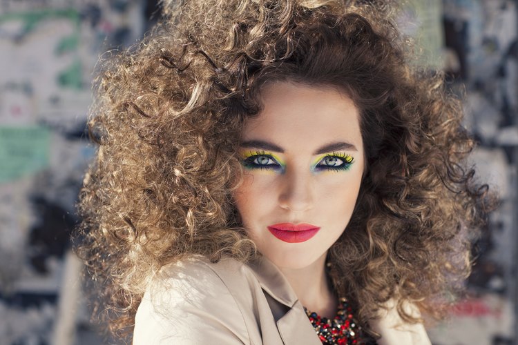 Top 5 des fers à friser pour les boucles afro classés parmi les meilleurs