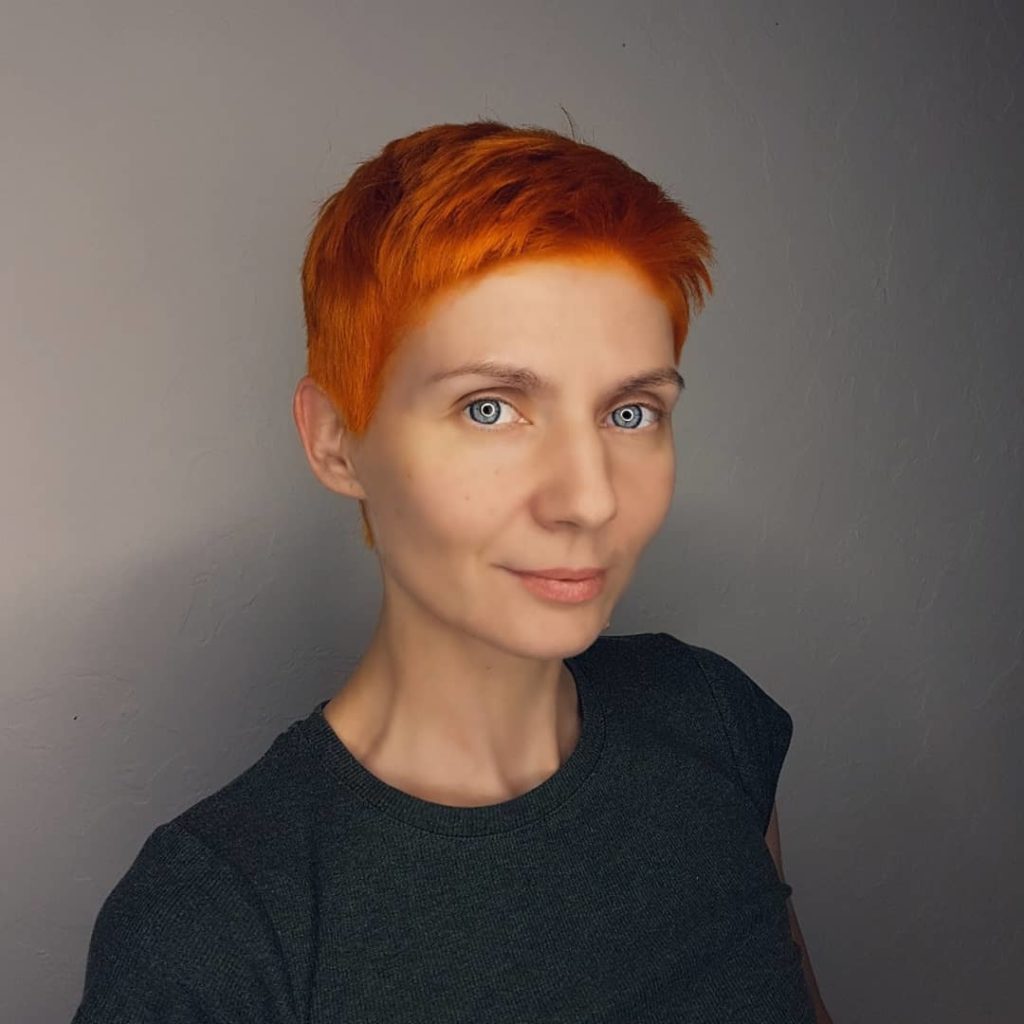 Quel henné choisir et comment bien teindre ses cheveux