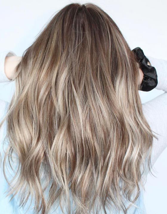Comment se teindre les cheveux en blond cendré à la maison