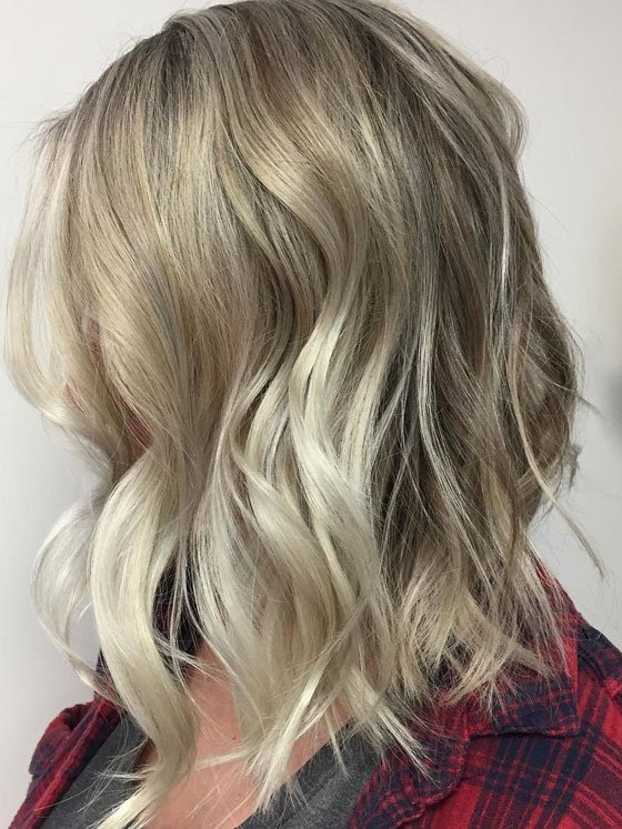 Comment se teindre les cheveux en blond cendré à la maison
