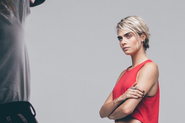 Coupes de cheveux à la mode et très courtes pour les femmes