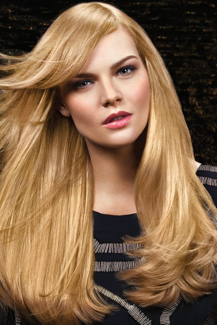Nuances de blond à la mode : comment choisir sa couleur et ne pas se tromper