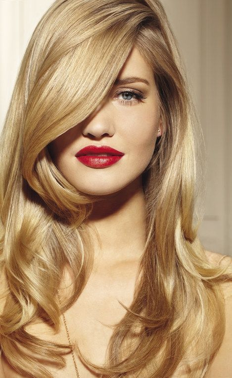 Nuances de blond à la mode : comment choisir sa couleur et ne pas se tromper