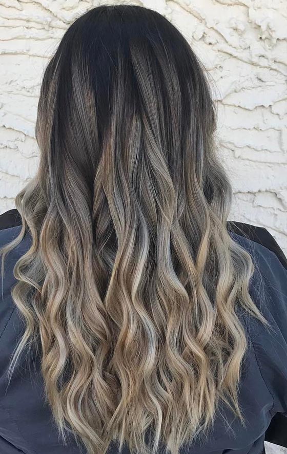 Comment se teindre les cheveux en blond cendré à la maison
