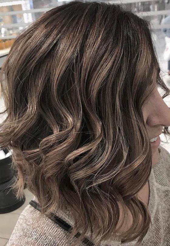Comment se teindre les cheveux en blond cendré à la maison