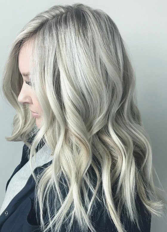 Comment se teindre les cheveux en blond cendré à la maison
