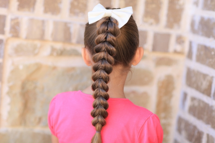 Coiffures faciles et simples pour les filles pour tous les jours