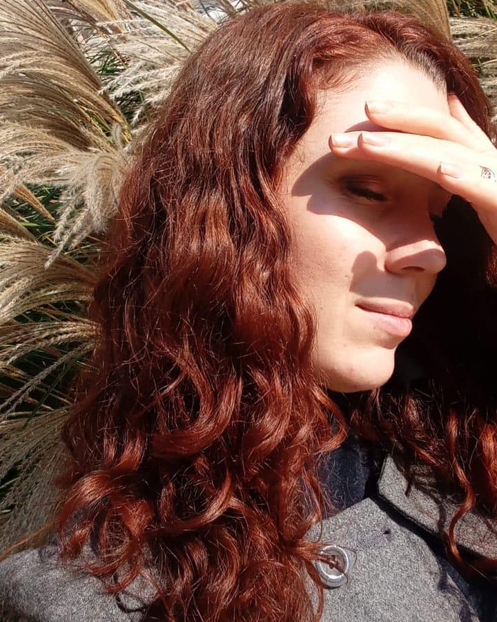 Quel henné choisir et comment bien teindre ses cheveux