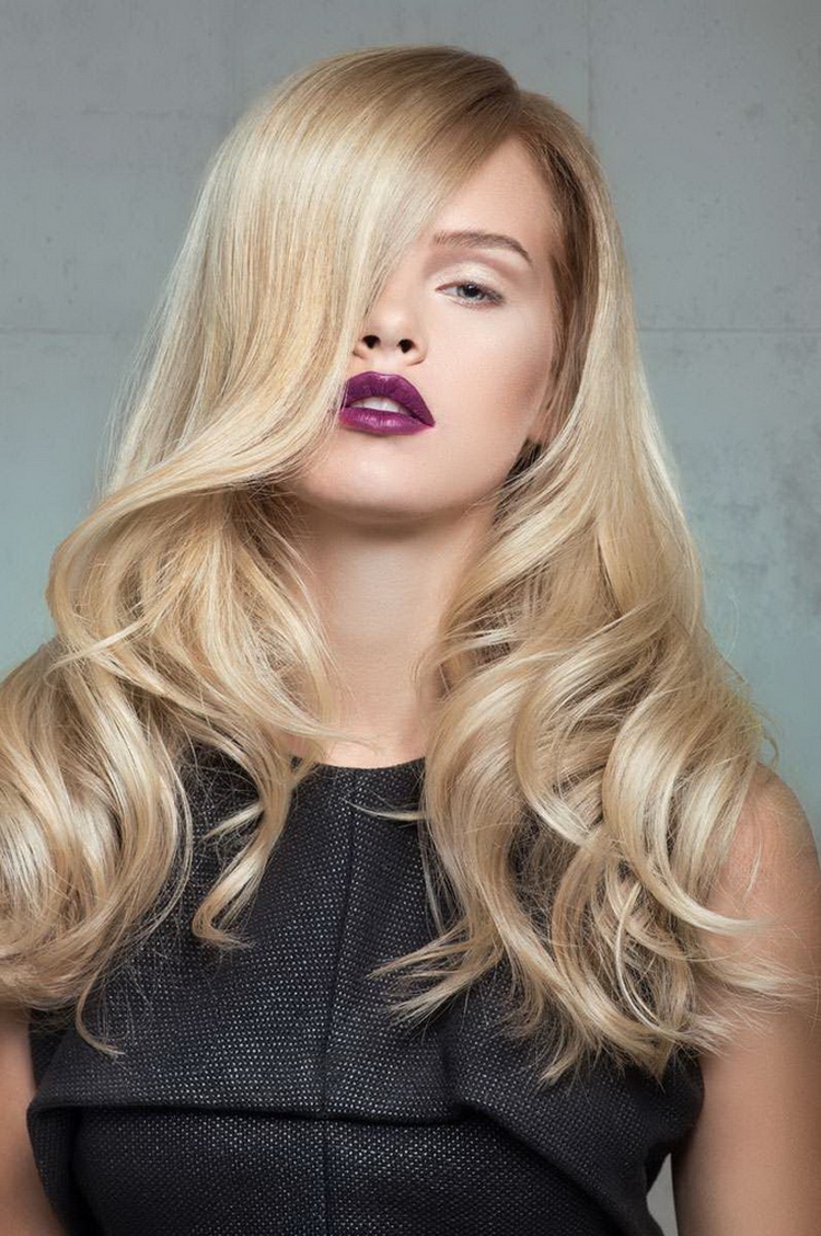 Nuances de blond à la mode : comment choisir sa couleur et ne pas se tromper