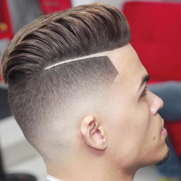 Coupes de cheveux pour hommes aux tempes rasées avec noms et exemples