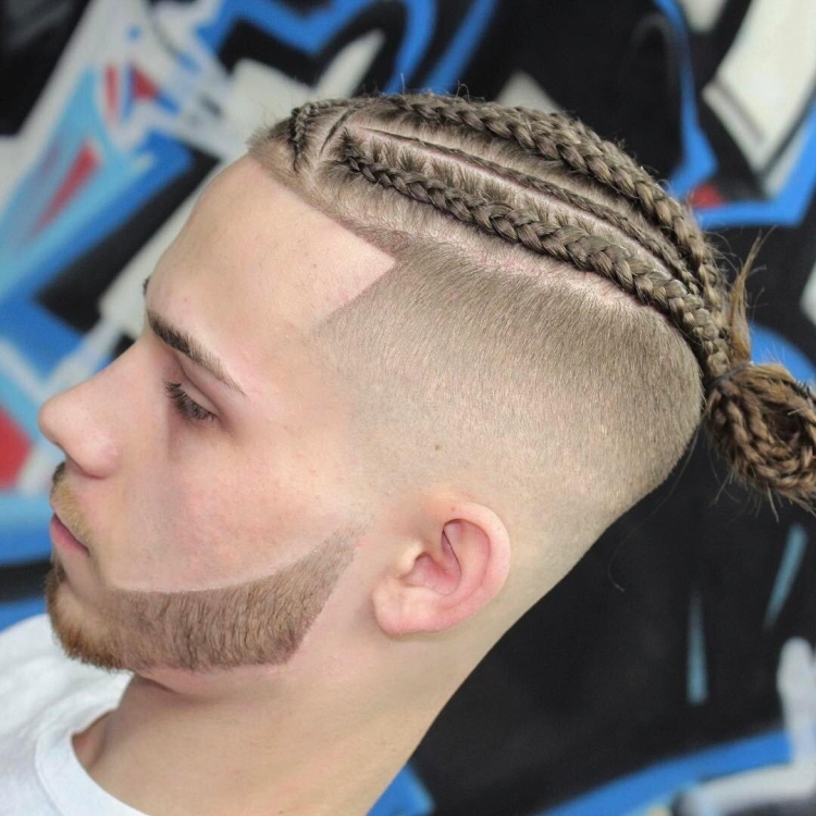 Coupes de cheveux pour hommes aux tempes rasées avec noms et exemples