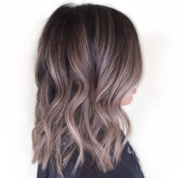 Comment se teindre les cheveux en blond cendré à la maison