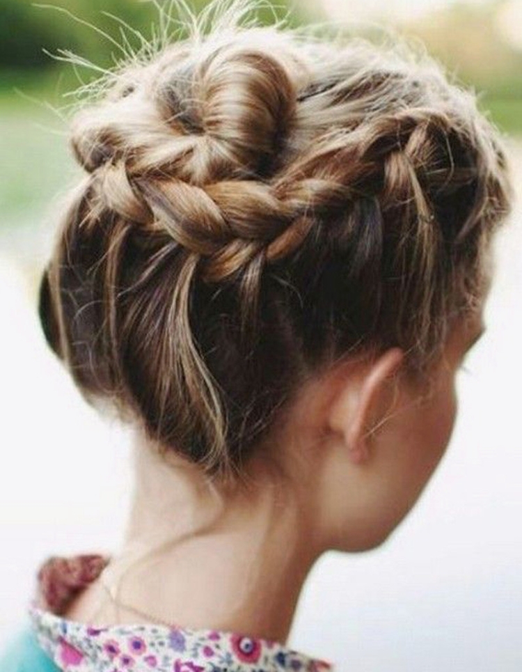Tisser des tresses pour cheveux courts en 5 minutes