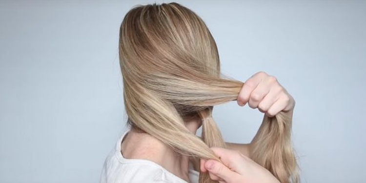 Coiffures hautes pour cheveux longs